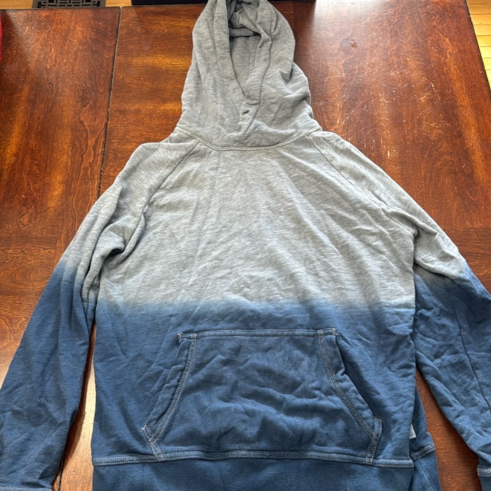 American Eagle men’s blue grey gradient hoodie - Size S